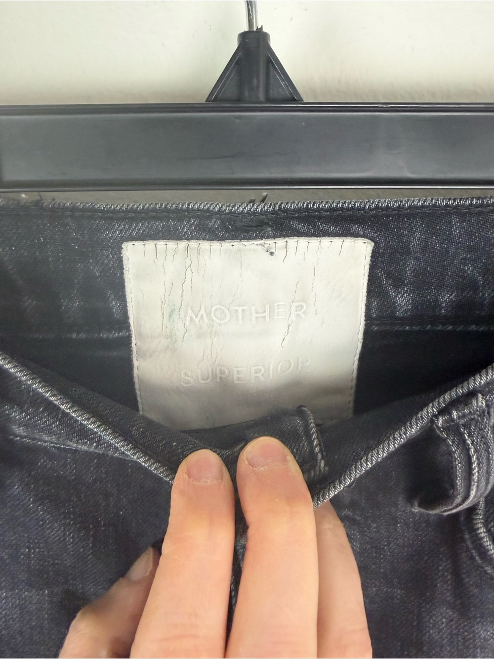 Mother the Tomcat jean in wash Lies Lies Lies size 25 - Picture 7 of 11